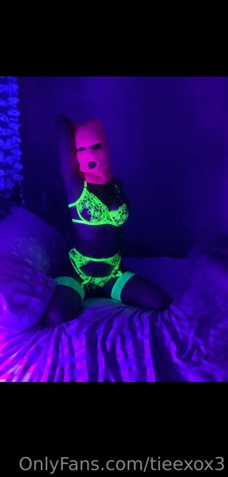 tieexox3 star sex img