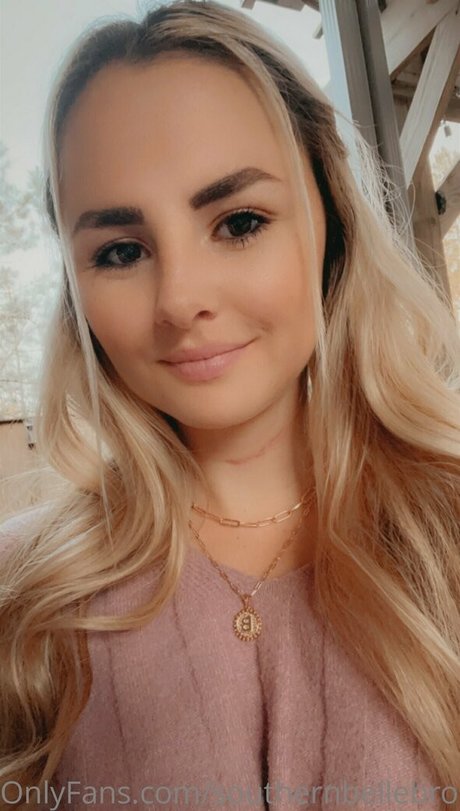 Southern Belle Brook beautiful actress pictures