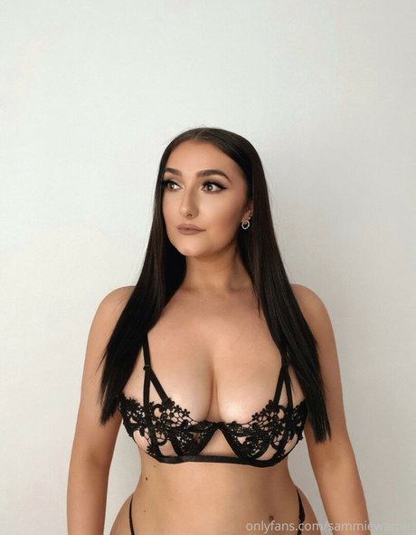 outdoor milf onlyfans naked archive