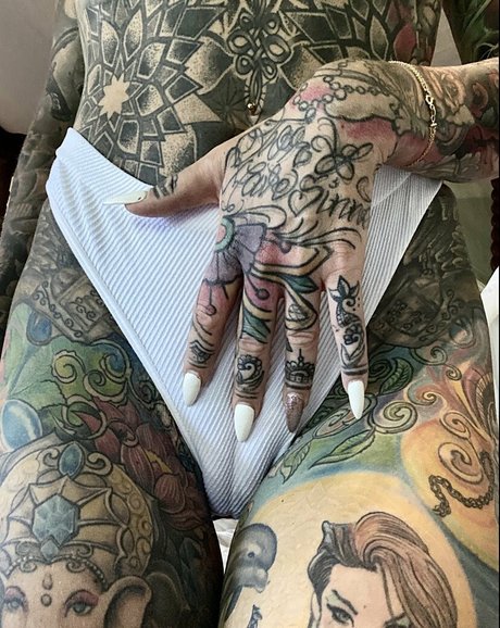 Becky Holt star pics