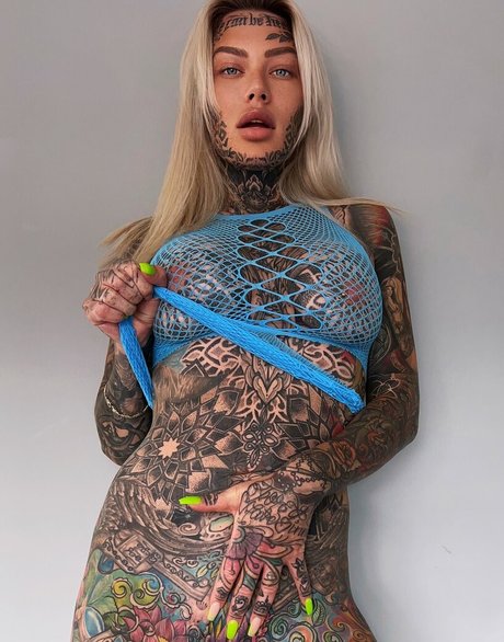 Becky Holt star porn pictures