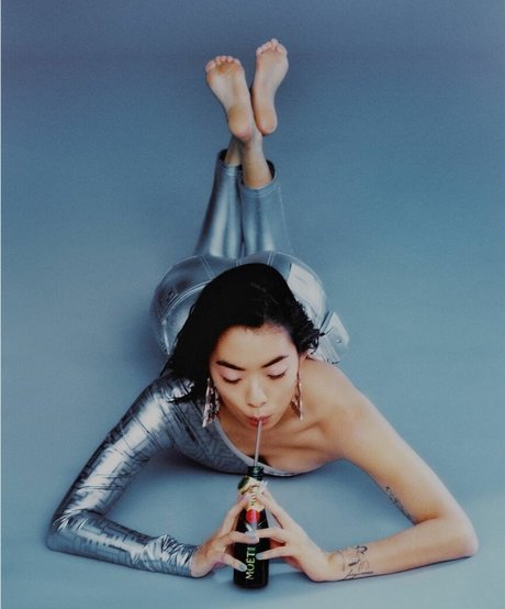 Rina Sawayama model high quality pic