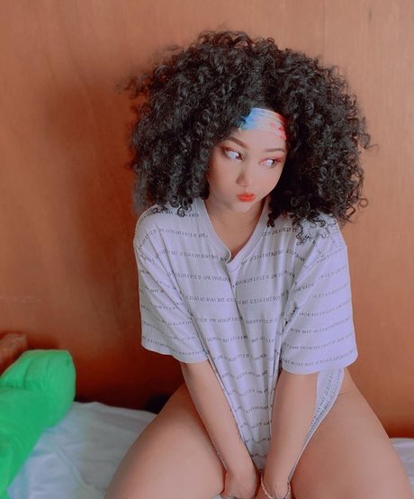 Numochiii naked pornstar images