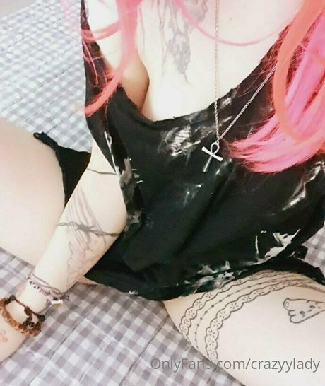 crazyylady xxx pornstar pictures