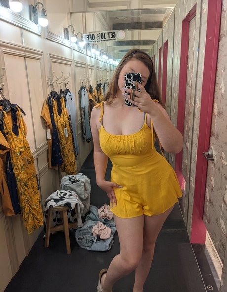 Eightbitbailey beautiful model photo