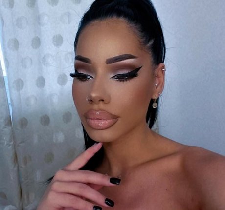 hairy vagina onlyfans hd picture