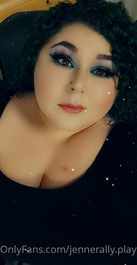 jennerally playful exclusive star picture