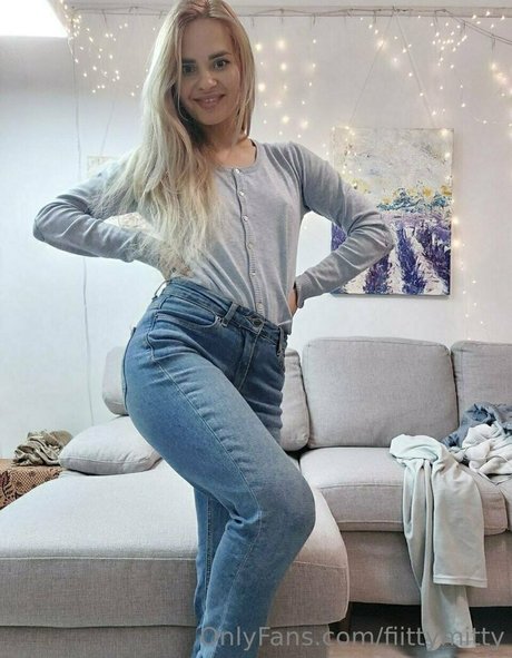 fiittymitty pornstar naked picture