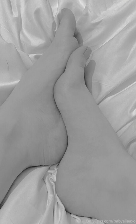 babyaliaaxo star erotic images