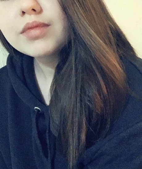 babyaliaaxo pornographic star pics