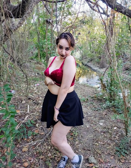 callme ickiervickyfree exclusive model galleries