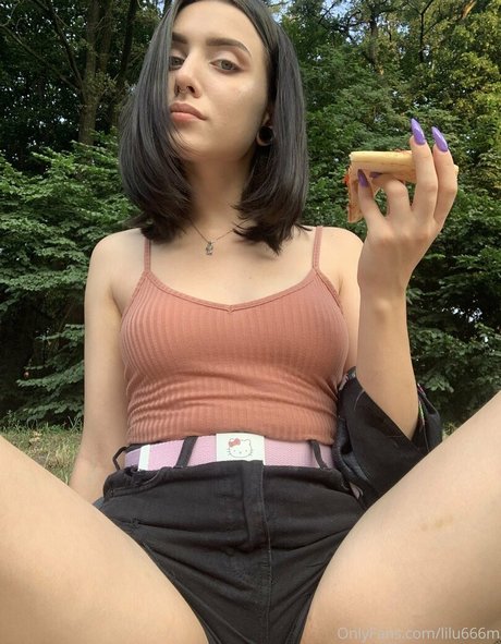 skinny brunette onlyfans art xxx photo