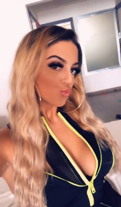 Rachel S hd actress image