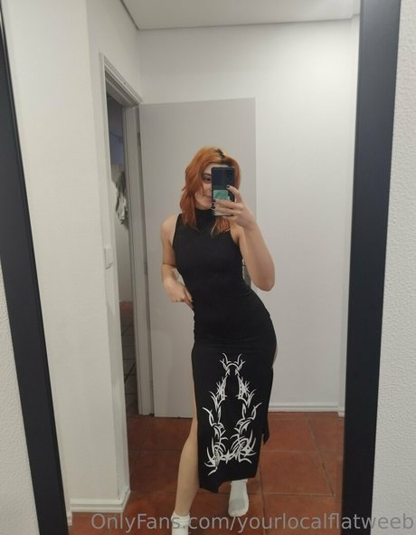 yourlocalflatweeb model hot pictures