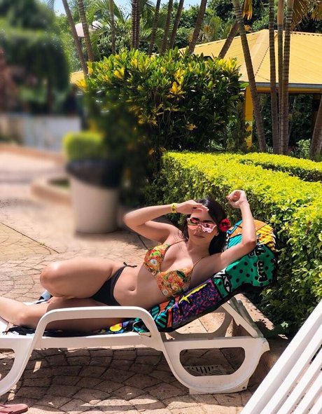 Jessica Soares naked actress photo