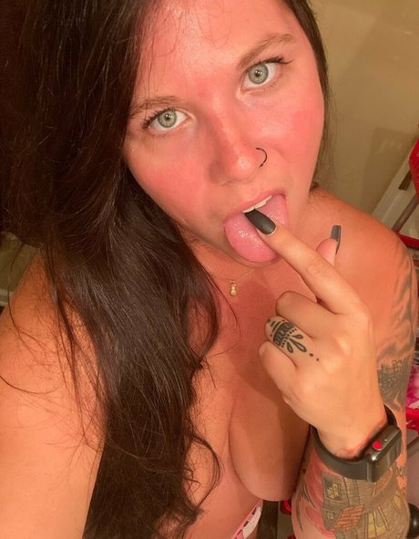 spookshowbabyyyy naked pornstar photos