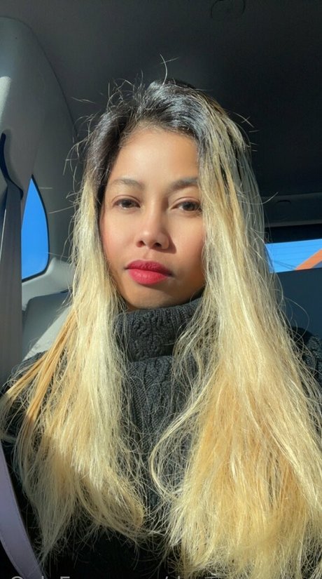 dreamymeige hot model photos