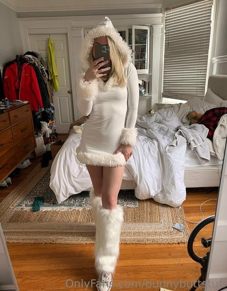 BunnyButtStuff star exclusive picture