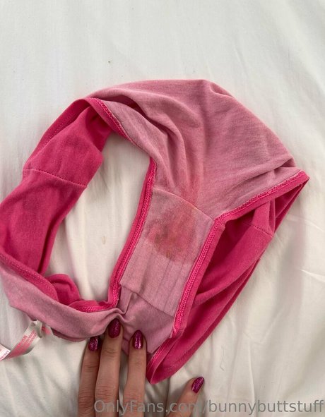 BunnyButtStuff adult actress photo