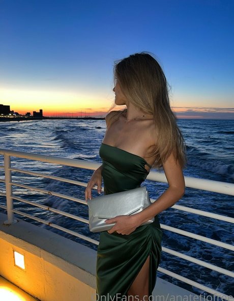 anatetiofree xxx model pictures