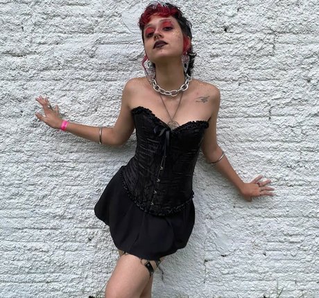 Aurwrayag adult actress archive