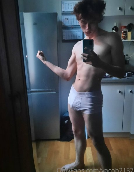 yacob2137 star naked pic