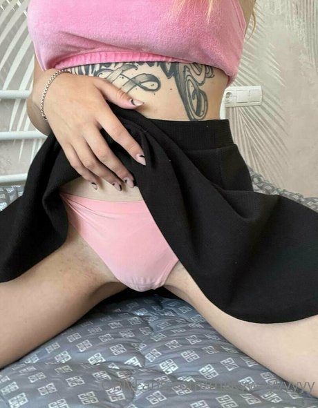 flora belll Photo Gallery