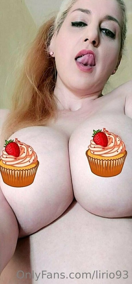 lirio93 model sex archive