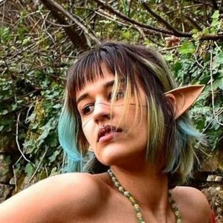 waifu onlyfans top image