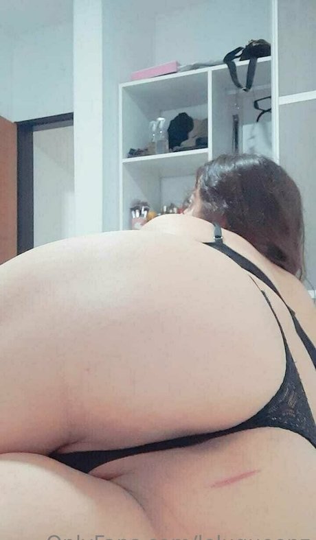 leluqueenz nude star image