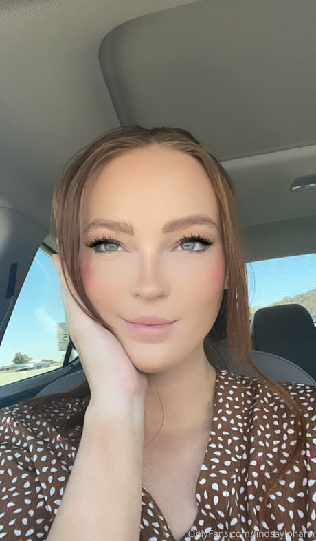 lindsaylohann model pretty image