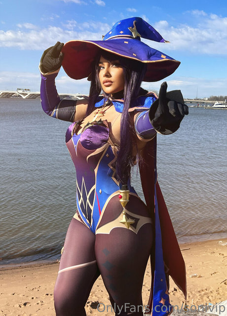 sonivip hot actress pic