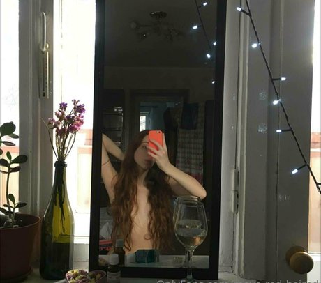 maya red haired star porn photos