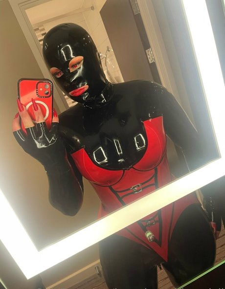 bee the rubber doll porn actress pic