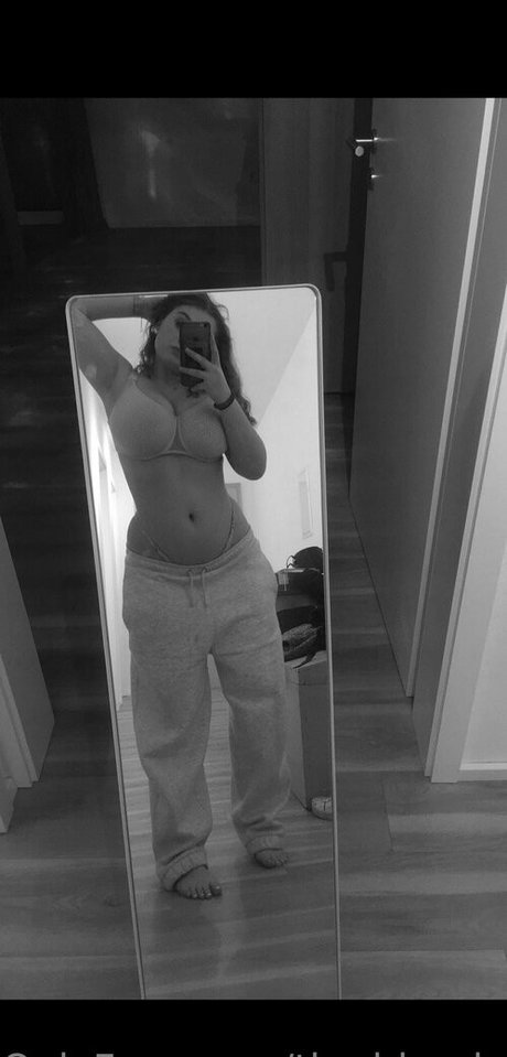 naked pictures onlyfans sexy naked photo