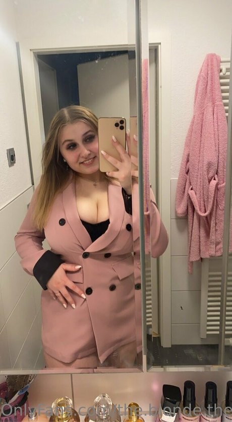 the blonde the brunette porn model pic