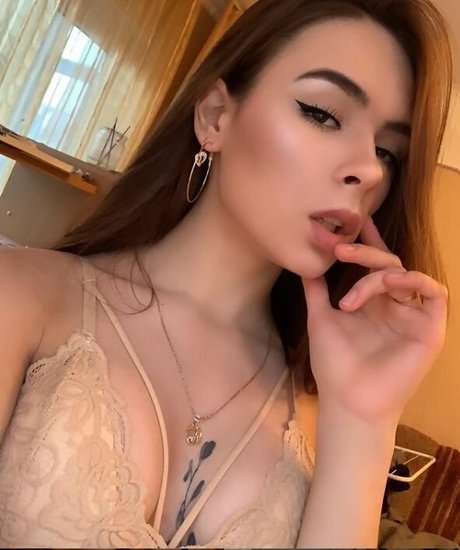 Lina kkj adult model photo