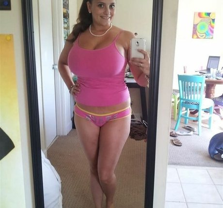 Avery Harwood star adult pictures