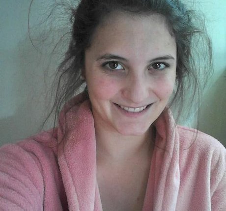 Avery Harwood model hd pics