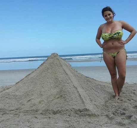 Avery Harwood adult star photos