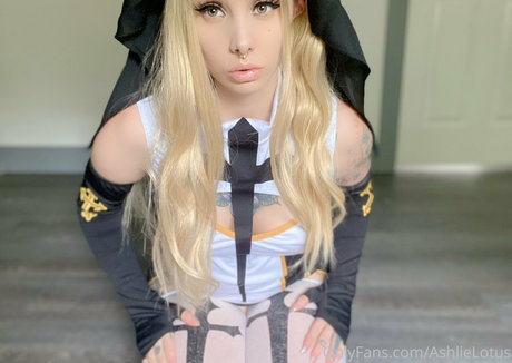 princess asian onlyfans pornographic pic