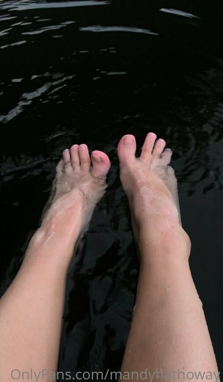 mandyhathoway pretty star pics