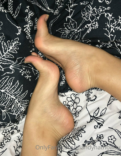 mandyhathoway xxx model image