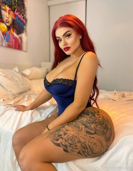 Reginaluvxxx model nude images