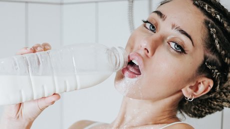 amnamalia star nudes gallery