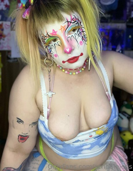 scribblelegs sexy actress pics