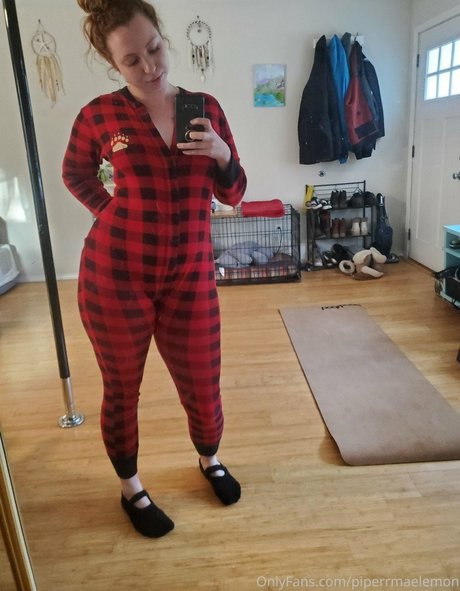 pov asian onlyfans pornographic photos