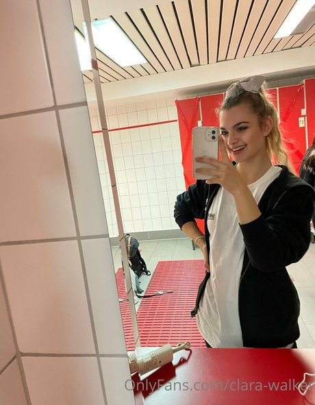 tits onlyfans pornographic photos