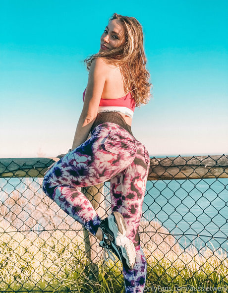 aussietwerk model pretty gallery