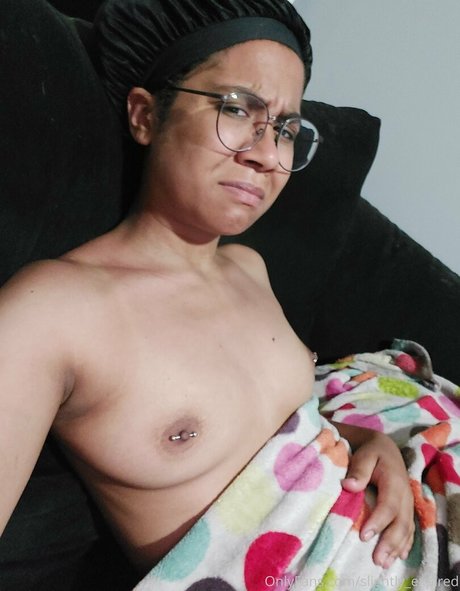 Slightly Expired model hd pictures